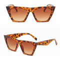 Miniatyrbild 4 av 5: Dam Nya Cat Eye Solglasögon Unisex Retro fyrkantig båge Oversized glasögon UV405 Chroma Glasögon Reseglasögon Leopard Style6