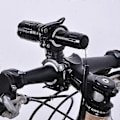 Miniatyrbillede 5 af 5: 360 Graders Roterende Cykellys Dobbelt Holder LED Forlygte Lampe Pumpe Styrbeslag