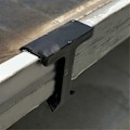 Pikkukuva 4 / 5: 30 KPL 35 mm aurinkopaneelin sivuttaisvedenpoistoklipsit, PV-moduuliklipsit vedenpoistoa varten aurinkosähköpaneeliin