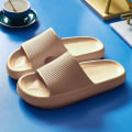 Miniatyrbillede 1 af 5: Badesandaler med tyk sål til hjemmet Indendørs Sandaler Sommer Skridsikre Flip-flops Khaki 40-41