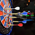 Pikkukuva 3 / 5: Punainen Keltainen Sininen Musta Muovikärki, Elektronisen Dartboardin Tikat, 12 Pehmokärkistä Tikkaa Elektroniseen Dartboardiin, 18 Gramman Tikka, Sisältää 100 Kärkeä