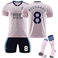 Pikkukuva 1 / 4: 22-23 Arsenal 2 vieraspaita vaaleanpunainen nro 9 Jesus paita 8 Erdgau 19 Pepe jalkapalloasu NO.8 DEGAARD M