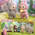 Miniatyrbilde 2 av 3: POP MART Labubu The Monsters Spennende Macaron Plysj Serie (1 Blind Box Figur)