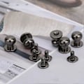 Miniatyrbild 3 av 3: 20 st 9 x 8 mm DIY Kopparnitar Rundhuvud Nippelspik Väska Skotillbehör för Läder Gun Färg 9 x 8 mm