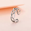 Miniatyrbild 3 av 4: Silverfärgad tumring för dam och herr, justerbar keltisk knut, smiley silverring set, present
