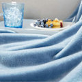 Miniatyrbillede 4 af 5: 2024 Nyt Blåt Fleece Plaid Tæppe 150x200 cm - Blødt og Varmt Sengetæppe Plaid Flannel Sofa Kast