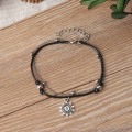 Miniatyrbillede 2 af 5: Retro Boho Multilayer Perle Anklet Sommer Strand Kvinder Mode Sol Vedhæng Anklet C