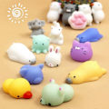 Miniatyrbilde 2 av 5: Mochi Squishy Leker, 30 stk Mini Squishy Partygaver for barn Dyre Squishies Stress Relief Leker Katt Panda Unicorn Squishy Klem Leker Kawaii Squish