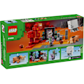 Miniatyrbild 2 av 3: LEGO® Minecraft Attack vid Nether-portalen 21255