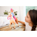 Miniatyrbild 3 av 5: Barbie Docka med häst multifärg