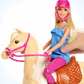 Miniatyrbild 4 av 5: Barbie Docka med häst multifärg