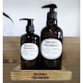 Pikkukuva 2 / 2: Presentset Handtvål/handkräm Ros/Rabarber 300 ml Multicolor