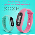 Miniatyrbilde 3 av 5: Fitness Tracker LCD Digital Steppmåler Gåskritt Kalorimåler Armbåndsur yellow