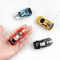 Pikkukuva 2 / 5: Mini Coke -tölkin muotoinen kauko-ohjattava auto - GSL black