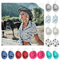 Miniatyrbilde 1 av 4: Cowboy Hat Shape Dangle Hook Øredobber Resin Øredobber For Kvinner Jenter Smykker Gave ZD A black and white