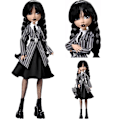 Pikkukuva 2 / 4: Wednesday-nukke ja tarvikkeet, Addams Family -kokoelma Thingin ja reppun kanssa