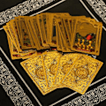 Miniatyrbillede 1 af 4: Luksuriøse Tarot Oracle Kort med Guldfolie - Spådom, Skæbne - Høj Kvalitet Tarot Deck - Guld - One Size
