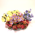 Miniatyrbild 1 av 5: Mini blommor dekoration bukett  (lila, blå, gul, röd) blå