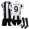 Miniatyrbillede 1 af 2: 2024-2025 Juventus Football Club Børnefodboldtrøje Hjemme Nummer 9 Vlahovic - Perfekt 26