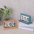 Miniatyrbild 4 av 10: Träevighetskalender med Vändbara Månader och Datumvisning 1 1 1 1