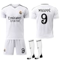 Miniatyrbillede 1 af 4: 2024-25 Real Madrid Hjemmebanetrøje 10 Modric 9 Mbappe 7 Vinicius 8 Kroos 5 Bellingham Børn og Voksen Fodboldtrøje med Strømper No. 9 XS No. 9