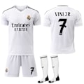 Miniatyrbillede 1 af 4: 2024-25 Real Madrid Hjemmebanetrøje 10 Modric 9 Mbappe 7 Vinicius 8 Kroos 5 Bellingham Børn og Voksen Fodboldtrøje med Strømper No. 7 L No. 7