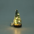Pikkukuva 5 / 5: 1:12 Dockhus Miniatyr Julgran LED-valoilla