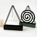 Miniatyrbilde 4 av 5: Myggspiralholder i jern Røkelsesholder Plast Svart Spiral Røkelsesbrenner Ramme Kreativitet Røkelsestativ For Husholdning green
