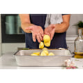 Pikkukuva 5 / 9: MasterClass Recycled Aluminium Roasting Pan with Pouring Spout - 40x29cm