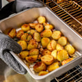 Pikkukuva 8 / 9: MasterClass Recycled Aluminium Roasting Pan with Pouring Spout - 40x29cm