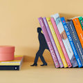 Miniatyrbillede 4 af 5: Balvi Bookend Too Many Books