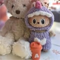 Miniatyrbild 1 av 2: [HH] Only Clothes 17cm Labubu Docka Handgjord Dekoration Kläder Tröja Leksak Kläder Färgglad Kostym Set Labubu Tecknad Klänning 17cm 42