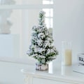 Miniatyrbild 3 av 4: Mini julgran, 50 cm litet bordsgran med konstgjorda tallkottar,  julprydnader för hemmakontor skrivbord vinterjuldekorationer