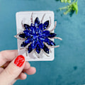 Miniatyrbilde 4 av 5: Moteblomster Brosjer for Kvinner Rhinestone Blomster Brosjer Pins Gullbelagt Slips Brosjer Smykker for Kjæreste Kone