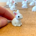 Miniatyrbillede 3 af 5: Mini Resin Siddende Kanin, Dukkehus Miniature Tiny Hvid Kanin, Fe Have Dukker Legetøj, Mini Mikro Landskab Dekoration(3 STK)