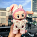 Miniatyrbild 1 av 2: [HH] Labubu Kläder Märkesdesign Kläder Labubu Kläder Väska Skor Utsmyckning Dekorationer Förklädnad Pajama cake set