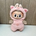 Miniatyrbild 1 av 3: [HH] Labubu Kläder Märkesdesign Kläder Labubu Kläder Väska Skor Utsmyckning Dekorationer Förklädnad Handmade pink pig