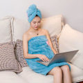 Pikkukuva 2 / 5: Pehmeä mikrokuitu sametti Lady Quick Drying Hat 1PC mikrokuitu kylpyhuone pyyhe hiukset kuiva hattu kylpy suihku hattu työkalu Cap Wrap Head pyyhe