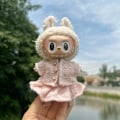 Miniatyrbild 1 av 2: [HH] Labubu Kläder Märkesdesign Kläder Labubu Kläder Väska Skor Utsmyckning Dekorationer Förklädnad Pink fragrant skirt suit