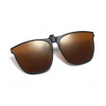 Pikkukuva 7 / 11: Polarisoitu Clip On Flip Up aurinkolasit Yli Prescription and Readi black One-size