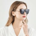 Pikkukuva 10 / 11: Polarisoitu Clip On Flip Up aurinkolasit Yli Prescription and Readi black One-size