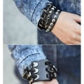 Miniatyrbild 3 av 5: Punk Rock Multi Layers Pyramid Stud Chain Läderarmband