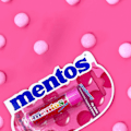 Miniatyrbillede 3 af 7: Mentos Hindbær/Jordbær Lip Balm - Bærsalighed til dine læber Rosa