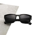 Miniatyrbilde 2 av 3: Hule solbriller med polarisert glass unike innfatninger Black one size