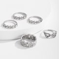 Pikkukuva 3 / 3: Tyylikäs setti 5 sormuksella hopeaa ja kristallihopeaa Silver one size