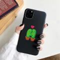Miniatyrbild 1 av 3: iPhone 12 & 13 Pro Max Mini skal två kaktusar kramas Black one size