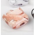 Pikkukuva 2 / 2: Airpod-kotelon kansi punaisella marmorikuviolla Red one size