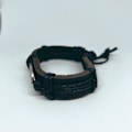 Miniatyrbilde 2 av 3: Handmade bracelet in black leather with angel wing Black one size