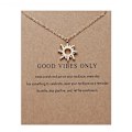 Miniatyrbild 1 av 2: Good vibes only -halsband med sol 18K guldpläterad gåva vibrationer julklapp Guld one size