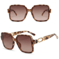 Miniatyrbilde 2 av 2: Store luksuriøse solbriller i elegant stil leopardtrykk gull Beige one size